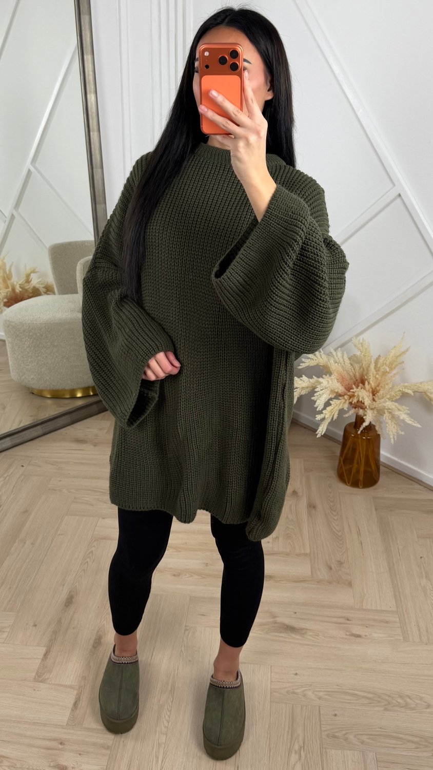 PRE ORDER Oversized Gebreide Knit Trui WORDT VERZONDEN OP 14-09 in Armygroen - Finn Jules