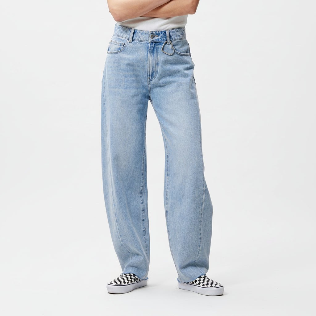 Super barrel fit jeans in Lichtblauw - Finn Jules