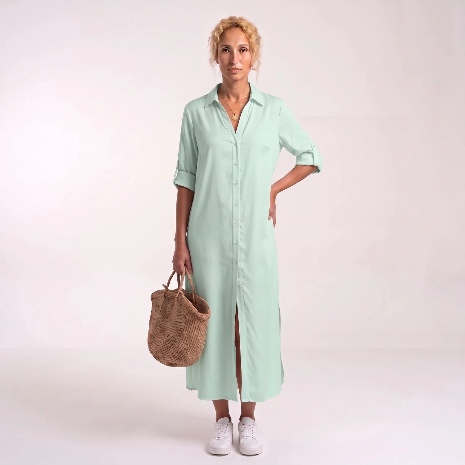 Oversized Shirt Dress in Mintgroen - Finn Jules