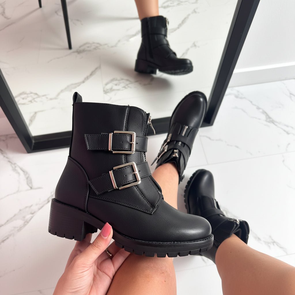 Gesp Black Boots in Zwart - Finn Jules
