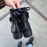 Bow Black Boots in Zwart - Finn Jules