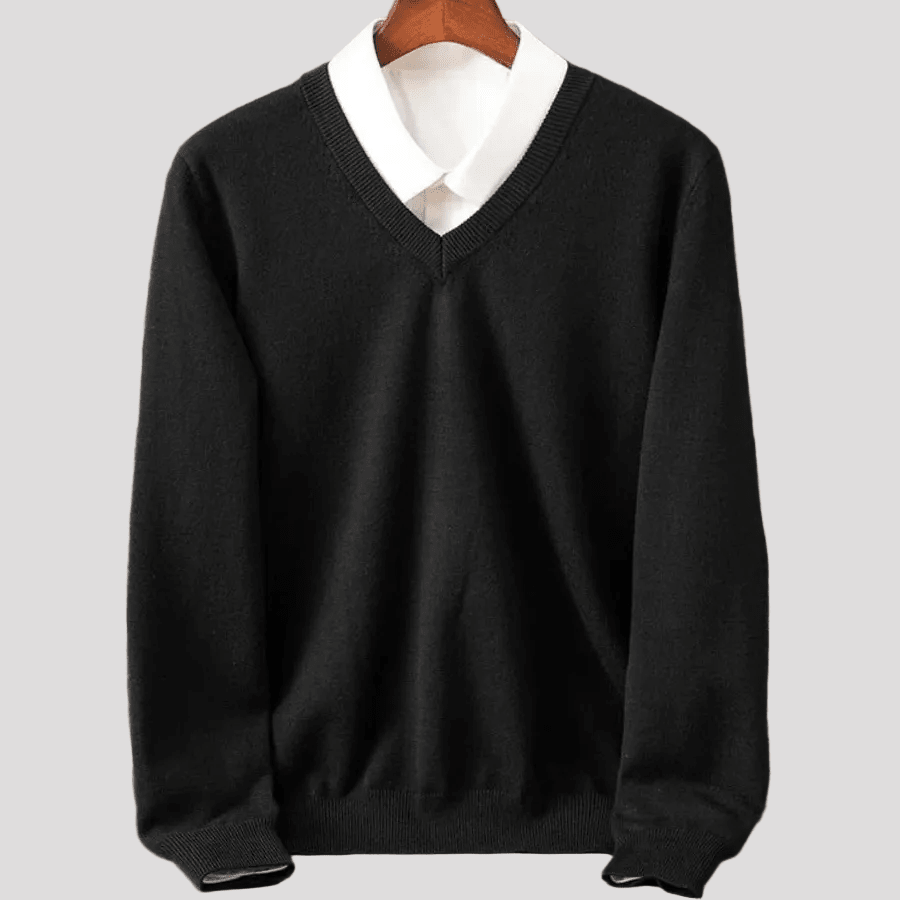 Olympia Cashmere V-Neck Sweater in Zwart - Finn Jules