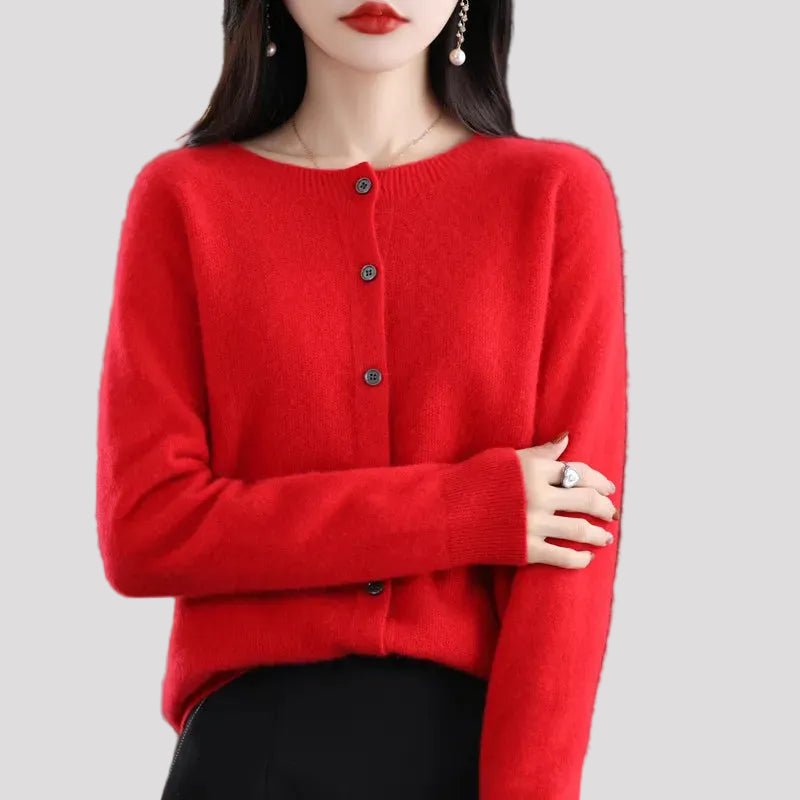 Van Delft Mode ® | Elegante Knoopjes Cardigan in Rood - Finn Jules