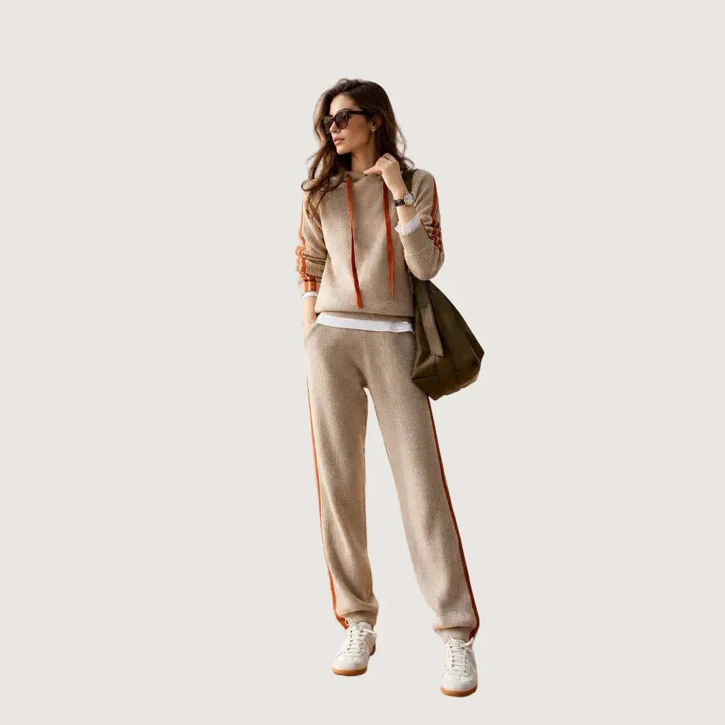 Gebreid Huispak Dames - Sportieve Streep — Eva in Beige - Finn Jules