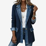 Gebreid Vest Denim Detail Flatterend — Iris in Marineblauw - Finn Jules