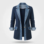 Gebreid Vest Denim Detail Flatterend — Iris in Marineblauw - Finn Jules