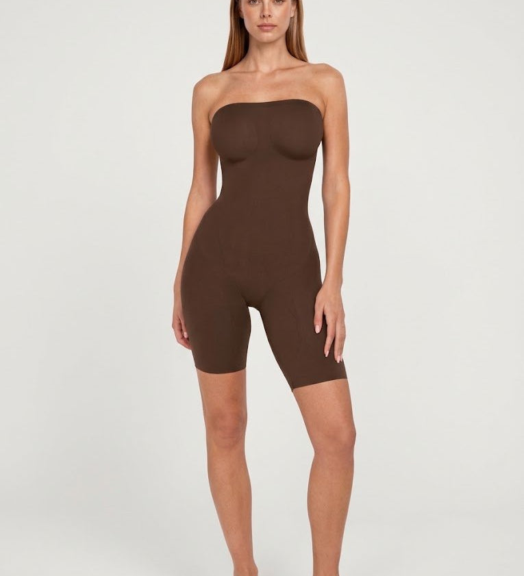 Naadloze Strapless Shapewear Bodysuit — Luna in Bruin - Finn Jules