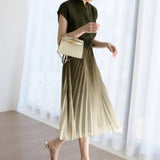 Plisséjurk Dames - Elegante Ombré Midi-Jurk — Nina in Olijfgroen - Finn Jules
