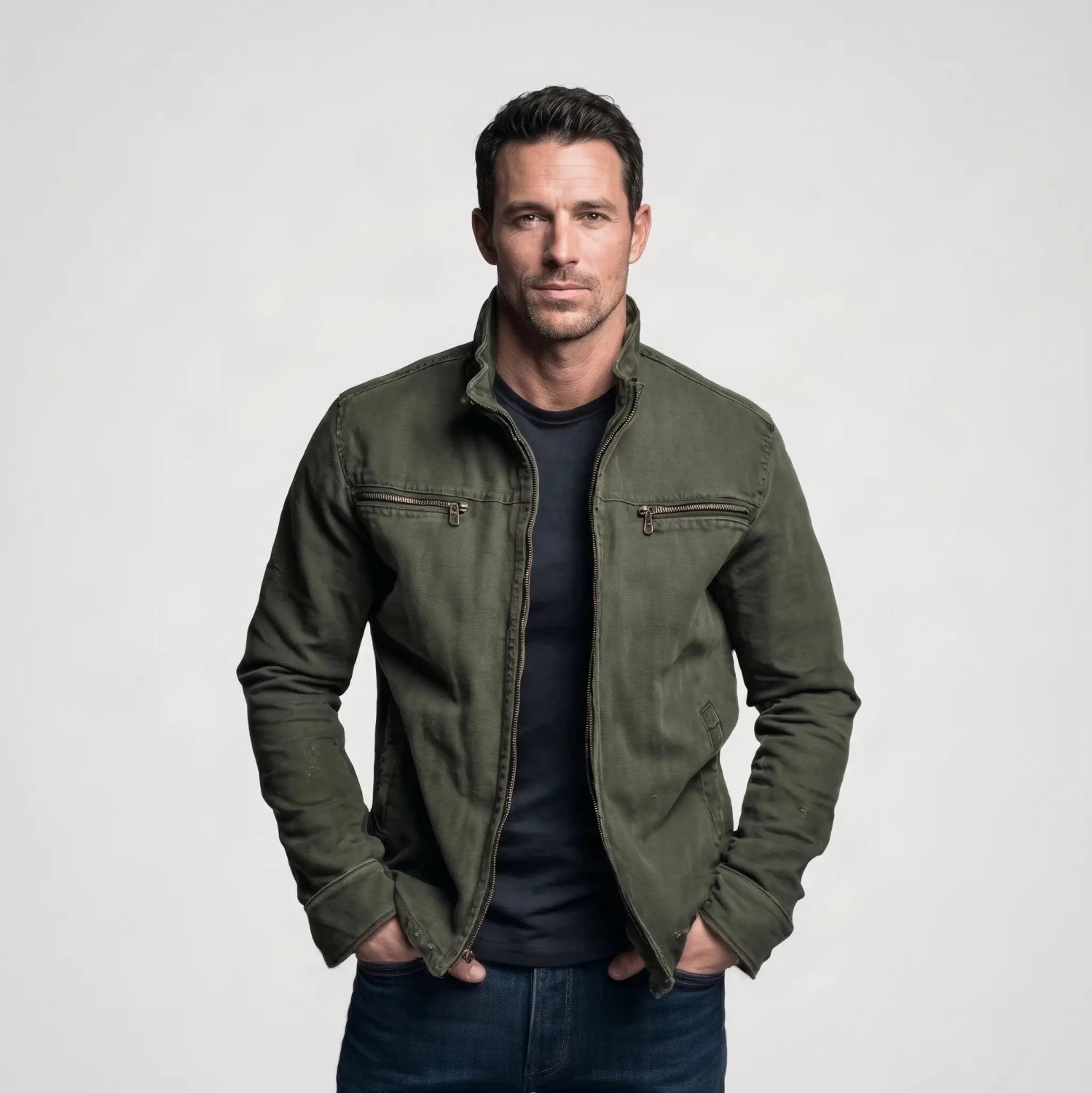 Stoere Casual Jas met Opstaande Kraag — Koen in Legergroen - Finn Jules