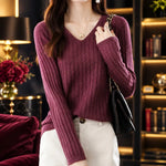 Trui Dames - Ribgebreid V-Hals Elegante — Elin in Rood - Finn Jules