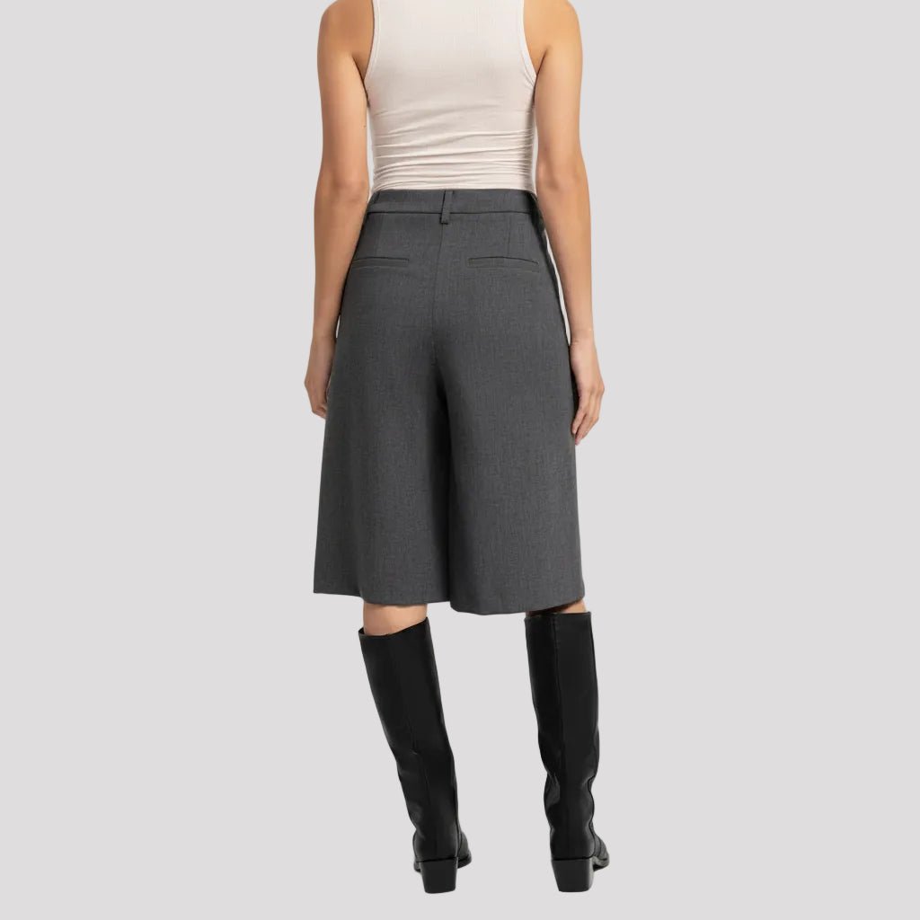 Lange bermudashort in Grijs - Finn Jules